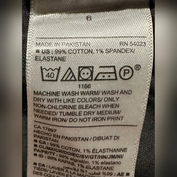 OLD NAVY Vintage Black Distressed Highrise Straight Denlm Jeans Sz.6X26 1/2** - Picture 4 of 8